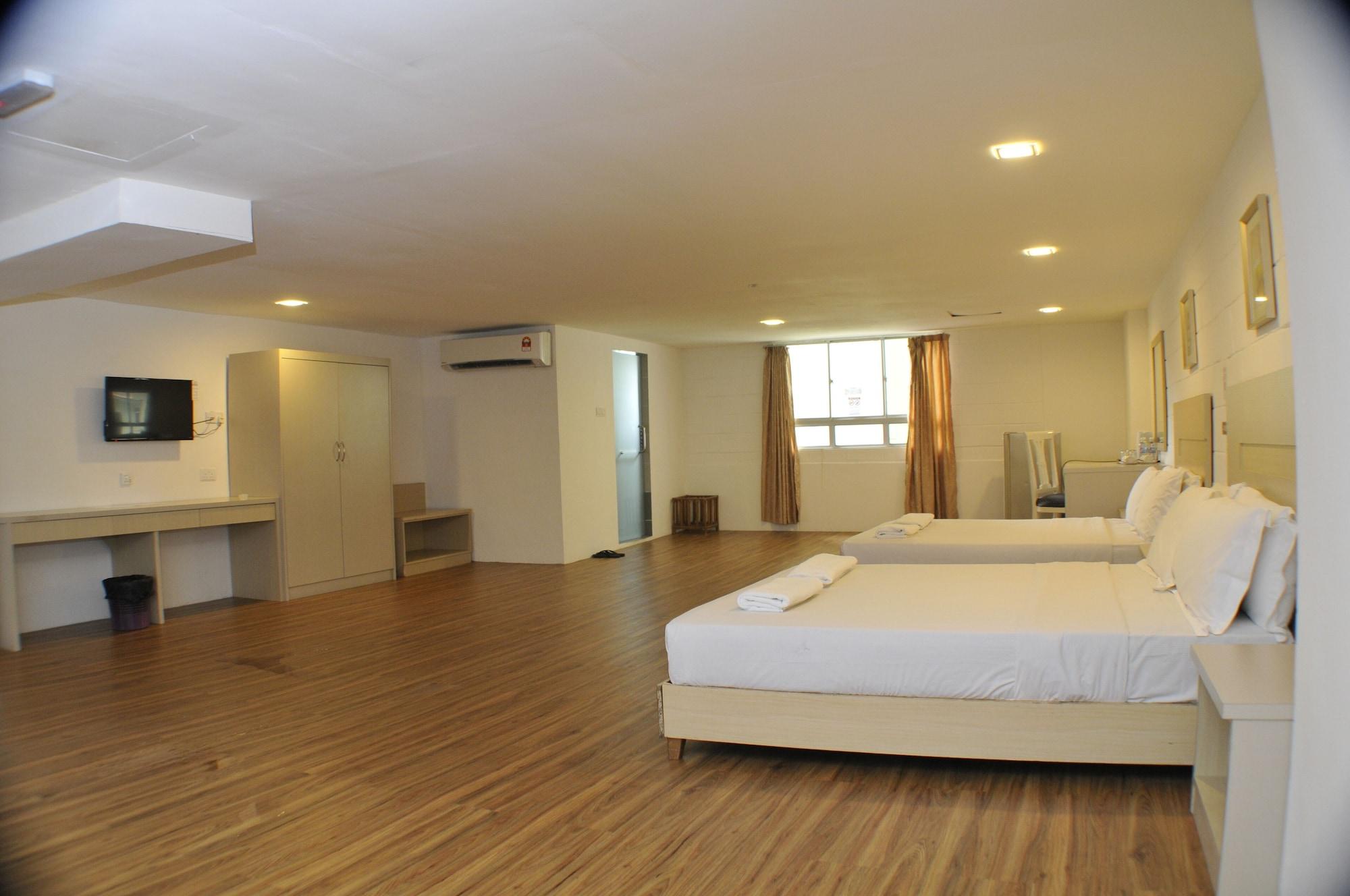 Promenade Service Apartment Kota Kinabalu Exteriör bild