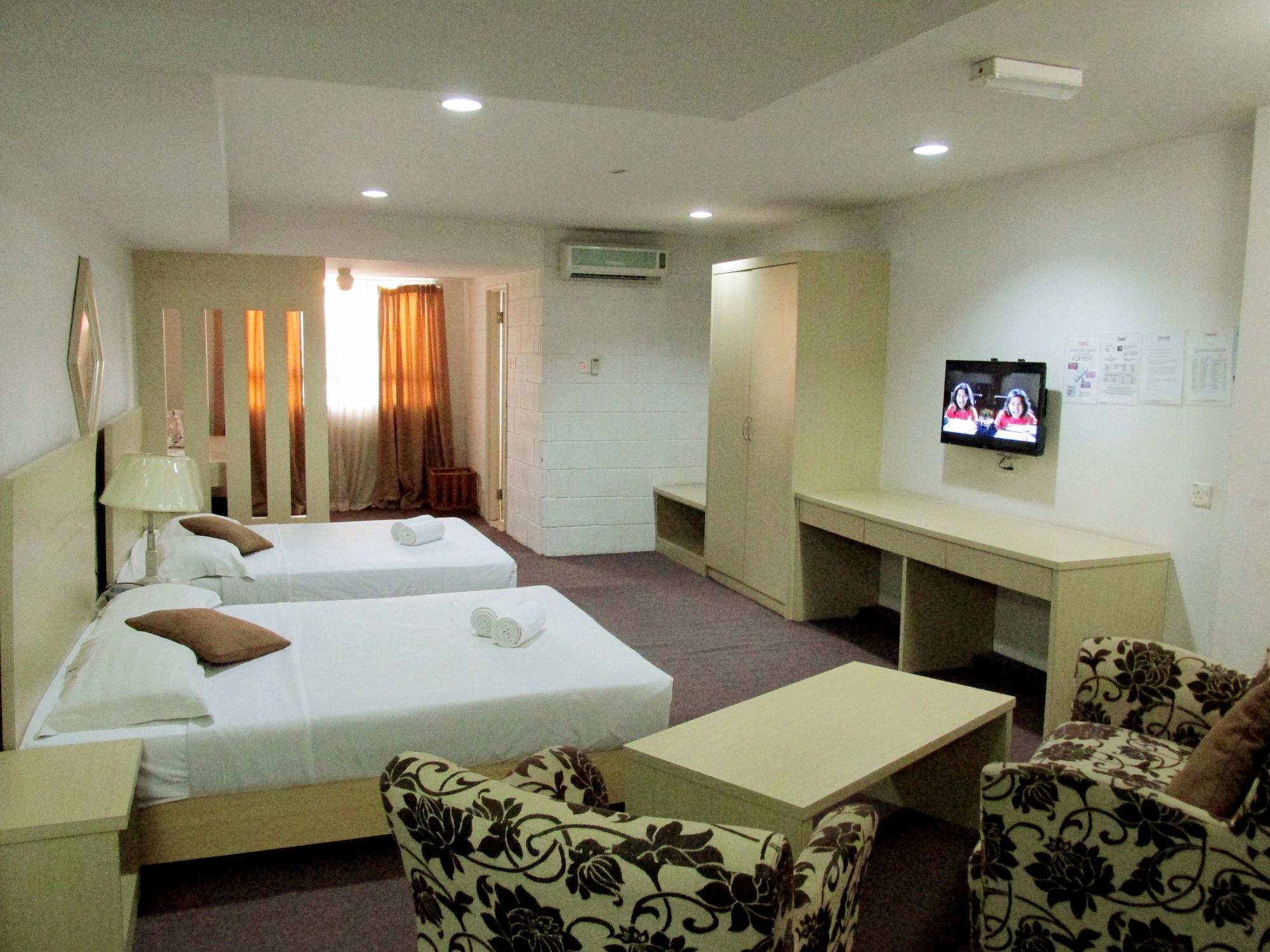Promenade Service Apartment Kota Kinabalu Exteriör bild