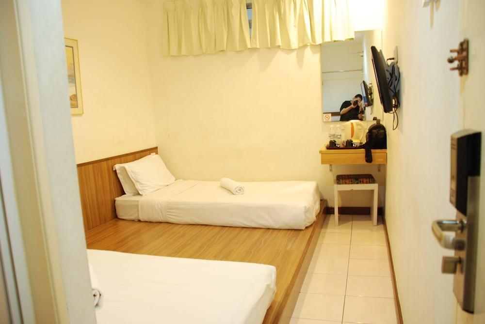 Promenade Service Apartment Kota Kinabalu Exteriör bild