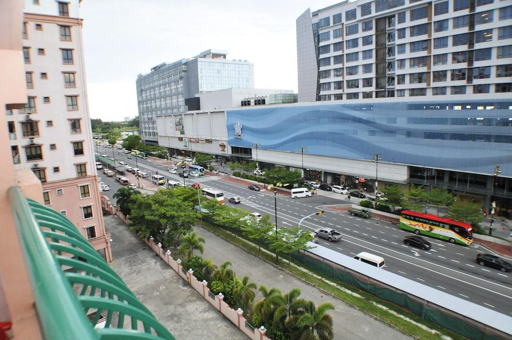 Promenade Service Apartment Kota Kinabalu Exteriör bild
