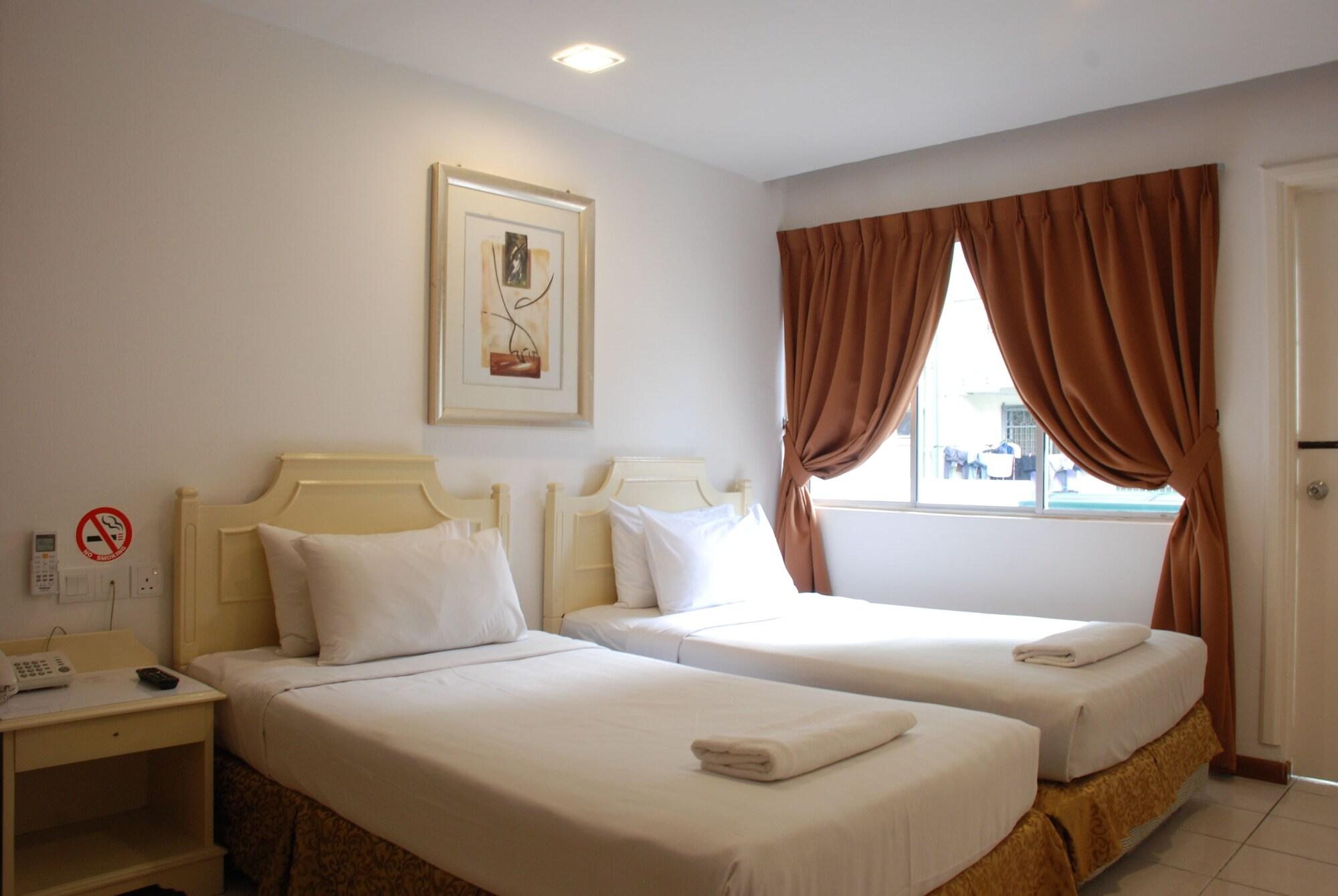 Promenade Service Apartment Kota Kinabalu Exteriör bild