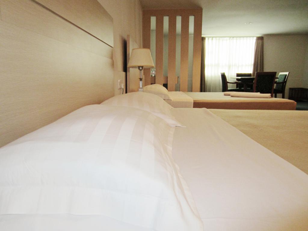 Promenade Service Apartment Kota Kinabalu Rum bild