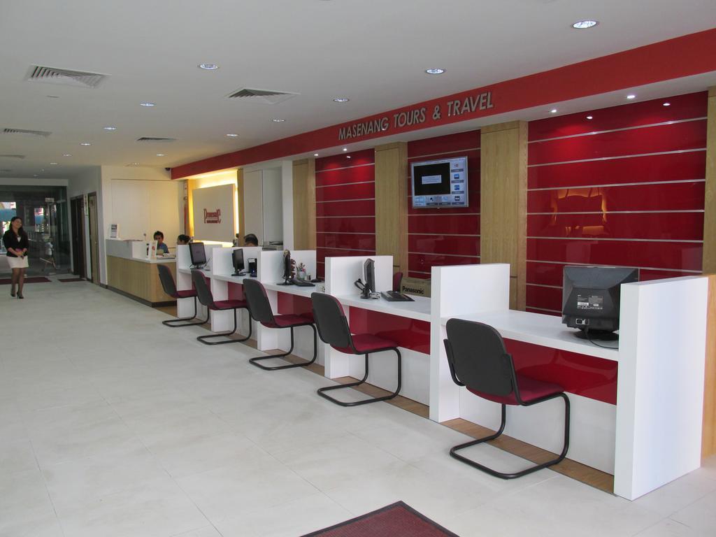 Promenade Service Apartment Kota Kinabalu Exteriör bild