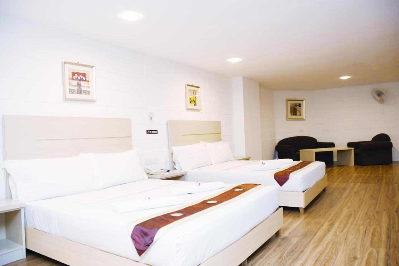 Promenade Service Apartment Kota Kinabalu Exteriör bild